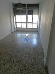 Pis a Centro. Piso en venta en zona centro, 3 dormitorios.