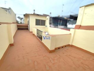 Casa a Nueva Alcalá. Casa en venta en san agustín, 2 dormitorios.