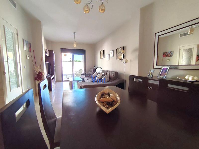 Foto 107a6515-0f9f-4bee-a2e0-3c1c4a3fd8f9. Chalet avec parking dans Oromana Alcalá de Guadaira