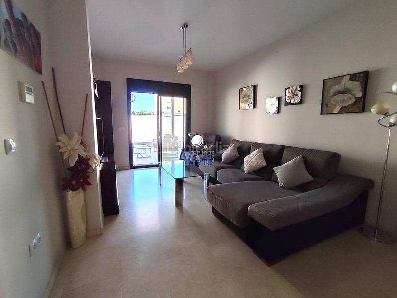 Foto 6914fec9-ead4-484b-b29d-4b0fedd1b44c. Chalet avec parking dans Oromana Alcalá de Guadaira