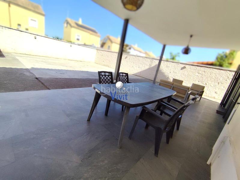 Foto 72cddcaa-b197-4332-a756-e58f6862c519. Chalet avec parking dans Oromana Alcalá de Guadaira