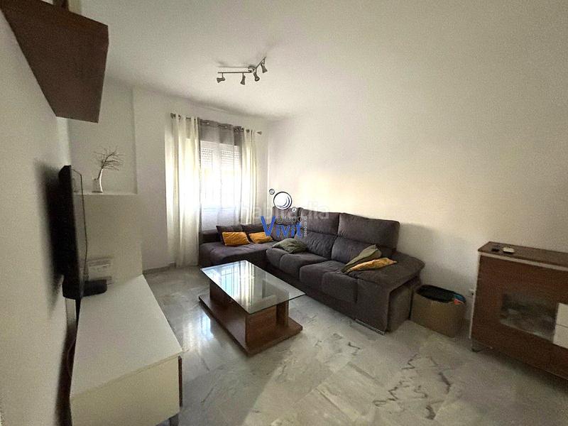 Foto 2138a4b0-5de7-468b-aecd-f96d79588ad4. Piso  en venta en zona santa lucía, 3 dormitorios. en Alcalá de Guadaira