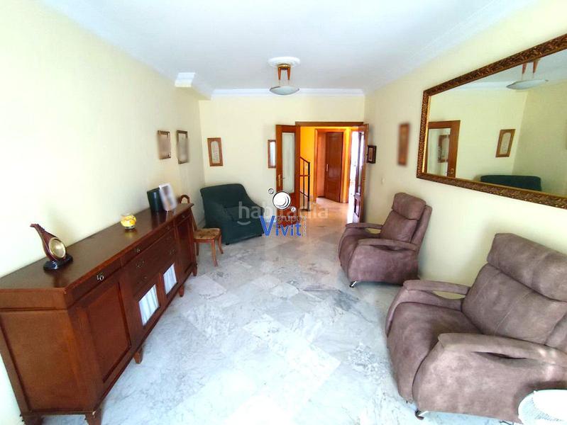 Foto 33af2141-1b70-420f-b253-a0c495cd51db. Semi detached house with parking in Centro Alcalá de Guadaira