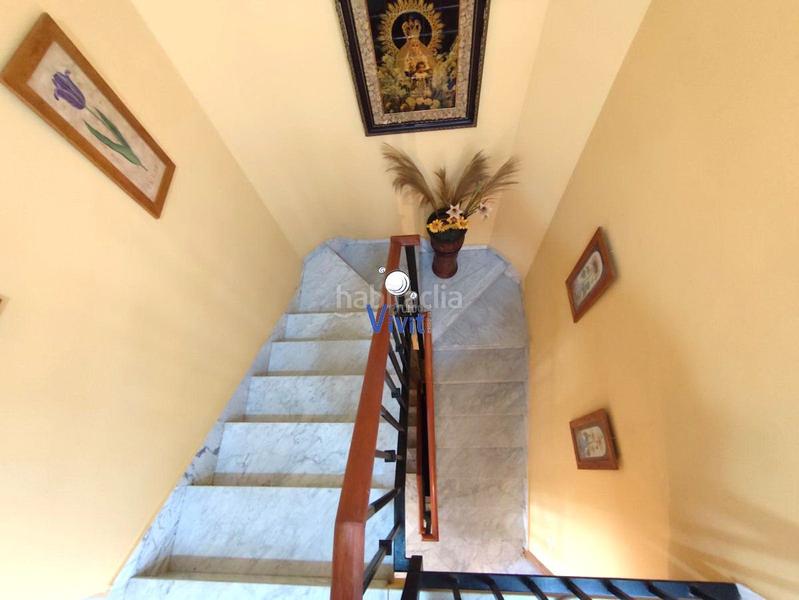 Foto 7f217a0c-4187-4e43-a46d-feaf5287376e. Semi detached house with parking in Centro Alcalá de Guadaira