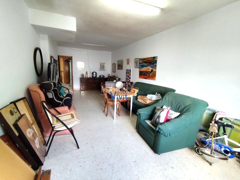 Foto 8528ec13-4fd5-4ebd-be33-d75a2ad5b302. Semi detached house with parking in Centro Alcalá de Guadaira