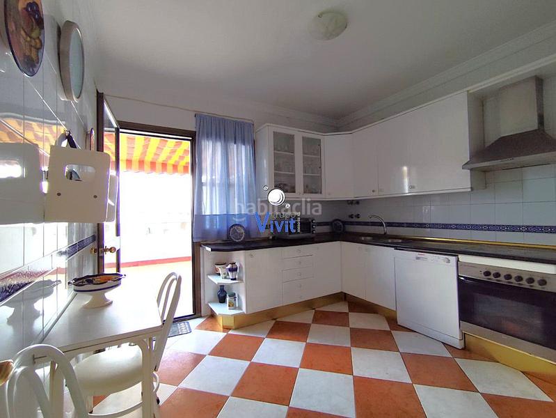 Foto be9ba371-47cc-4430-9fde-8b78c87d8061. Semi detached house with parking in Centro Alcalá de Guadaira