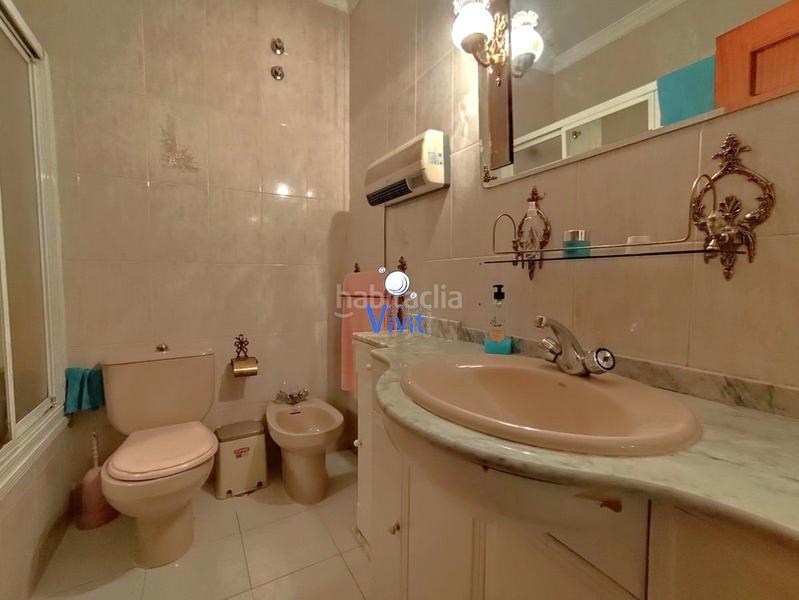 Foto dcf75450-b5db-4520-9b3e-4460a5334ee8. Semi detached house with parking in Centro Alcalá de Guadaira