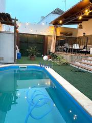Maison jumelée à Oromana. Casa adosada en venta en la nocla, 3 dormitorios.