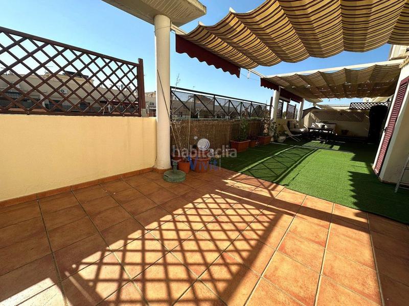 Foto d2911840-b97f-45df-8360-94820964d18a. Dachwohnung mit parking in Nueva Alcalá Alcalá de Guadaira