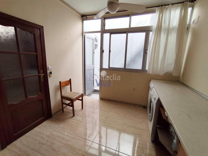 Foto cbd7feed-a3ec-411d-b782-05cc509162c8. Casa con parcheggio in La Paz Alcalá de Guadaira