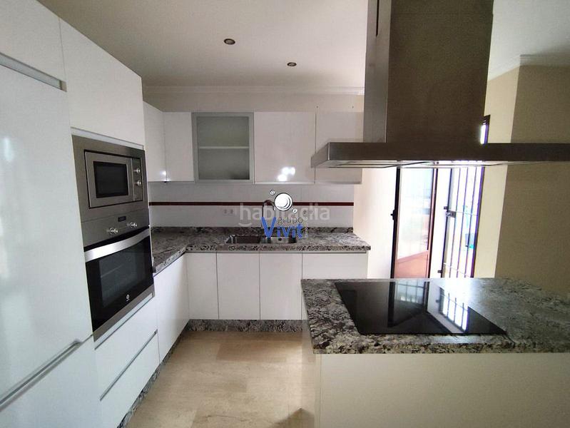 Foto 5b4738d6-4f8e-4ac1-87f8-06ff9b236559. Flat in Centro Alcalá de Guadaira