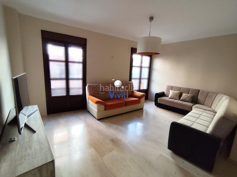 Foto e847db42-29af-4235-adf3-210f648c7503. Flat in Centro Alcalá de Guadaira