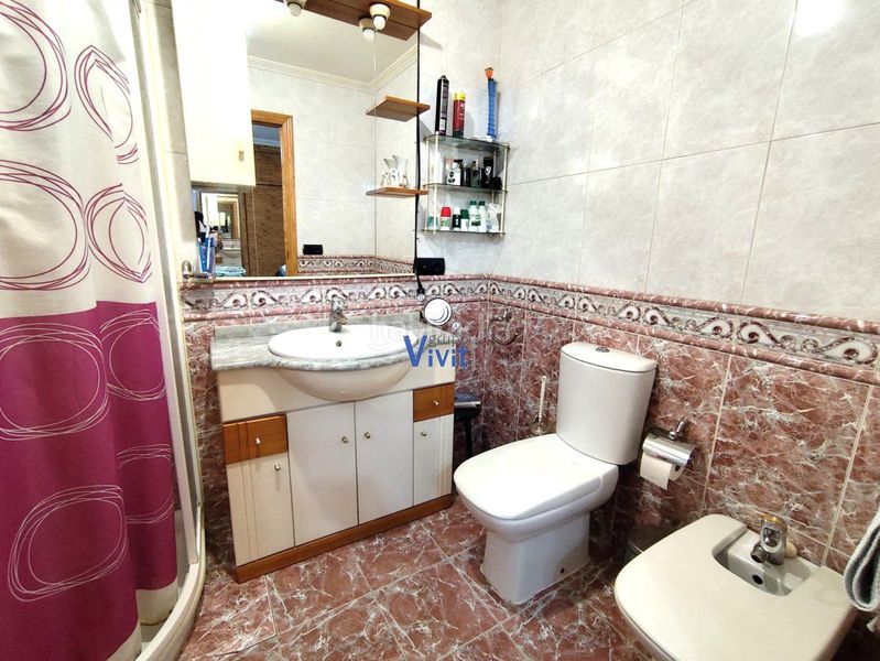 Foto bfcd7fbb-28af-4555-89fe-6a1b3f3a7199. Casa amb aparcament a Torreblanca Sevilla