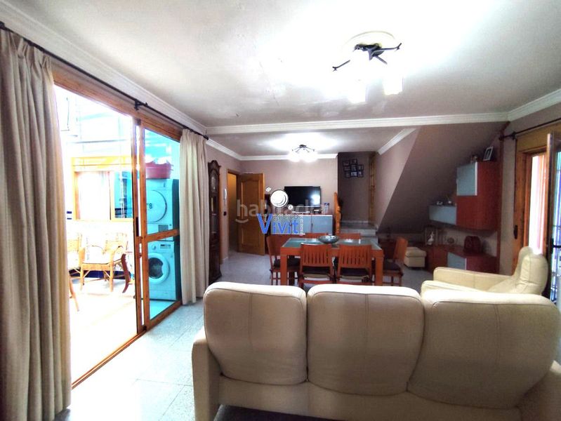 Foto f511f96b-dbf7-4da4-acc8-d4fadf2ffc97. Casa amb aparcament a Torreblanca Sevilla