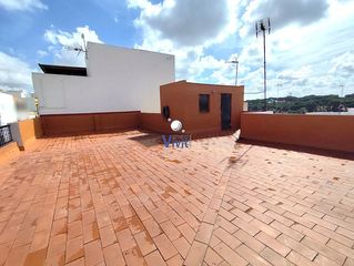 Maison à Oromana. Casa en venta en campo de las beatas, 3 dormitorios.