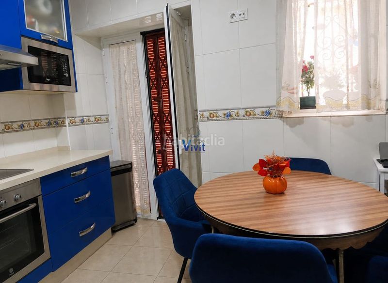 Foto b6a3e5c1-8186-4c4a-86dd-92ec92a25538. Casa a San Bartolomé Sevilla