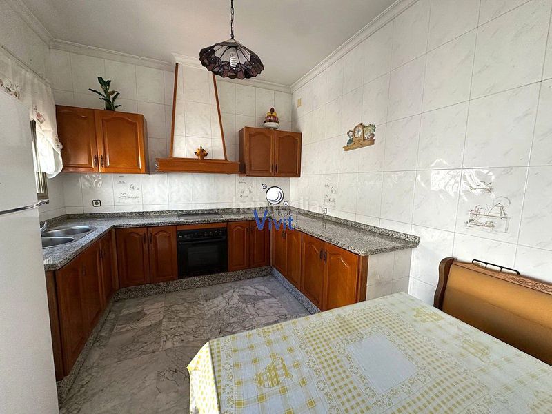 Foto 0634a8b9-c952-49c5-8dce-0e8ec22c907b. Casa amb aparcament a Centro Alcalá de Guadaira