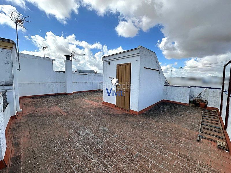 Foto 0ed43371-1039-4051-9155-86da214498f7. Casa amb aparcament a Centro Alcalá de Guadaira