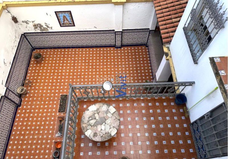 Foto 9bd93928-3ea1-4b3a-aaac-1678a68cad7f. Casa amb aparcament a Centro Alcalá de Guadaira