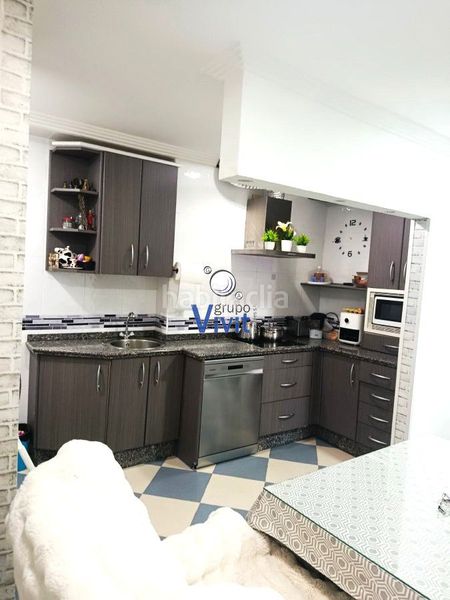 Foto b33348d6-289a-4617-ae37-67b15fb9dea7. Casa adossada amb aparcament a Torreblanca Sevilla