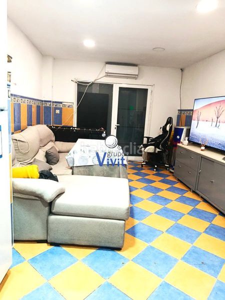 Foto dfce8300-0bdd-4839-8152-57fc56081d1f. Casa adossada amb aparcament a Torreblanca Sevilla