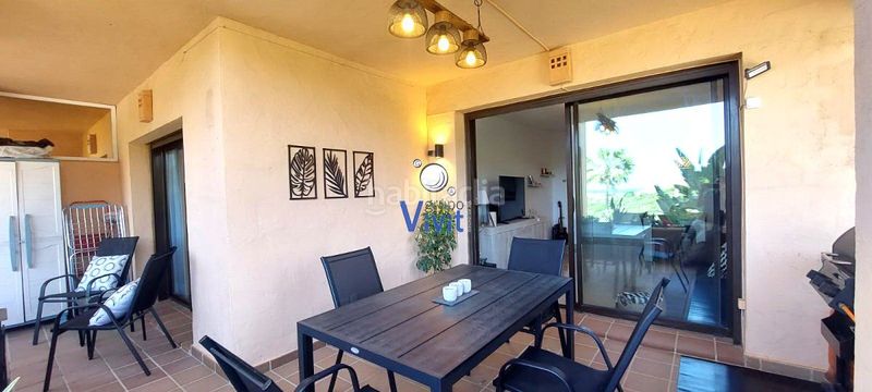 Foto 626369ee-a5b6-4ea9-9248-816a9f631d66. Flat with parking in La Duquesa Manilva