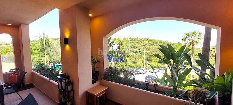 Foto ea46e20e-e3c0-485d-8d8b-9dab0e09fbfe. Flat with parking in La Duquesa Manilva
