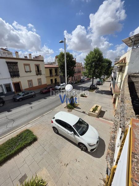 Foto 5112c3de-eff5-4ed4-952e-6e6af0fd9951. Casa amb aparcament a Centro Alcalá de Guadaira