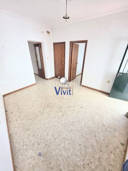 Foto b94a5582-0b4f-44bd-9f66-963ef6d399ce. Casa amb aparcament a Centro Alcalá de Guadaira