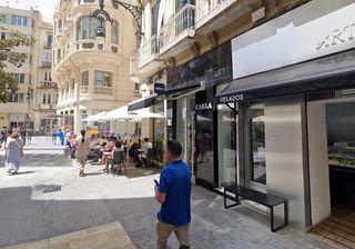 Lloguer Local Comercial  San juan. Local comercial amplio y luminoso, situado en esquina en calle s