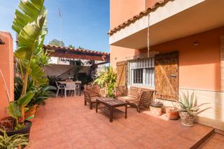 Casa adossada a Santa barbara 39. Oportunidad de vivir en plena naturaleza