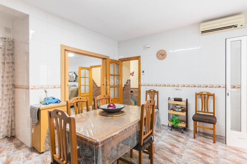 Foto 14c2b63c-dc7e-42fe-a638-a297043e6886. Casa aparellada amb aparcament a Alcantarilla