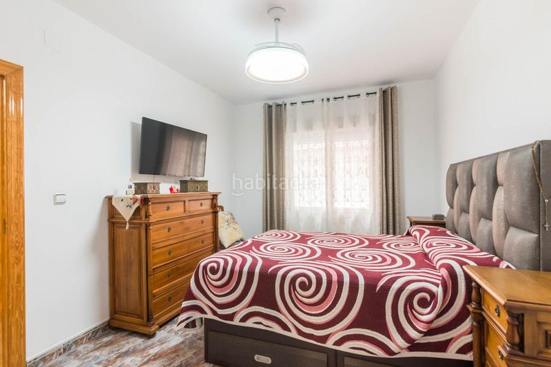 Foto 3d892d02-0b8b-4771-9a57-806bd7a4010b. Casa aparellada amb aparcament a Alcantarilla