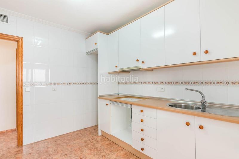 Foto 30b91297-b1ff-4d22-a70b-21e308abef5f. Appartement dans calle de fuster 18 dans Centro Alcázares (Los)