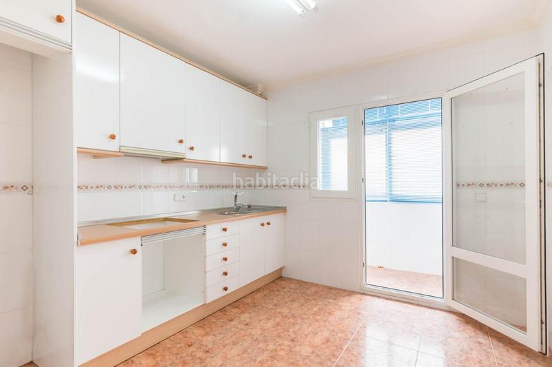 Foto 8d3755b0-41fe-4a32-a44a-93949d95ce38. Appartement dans calle de fuster 18 dans Centro Alcázares (Los)