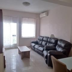 Location Appartement à Calle ronda norte 18. Piso de 3 dormitorios en ronda norte