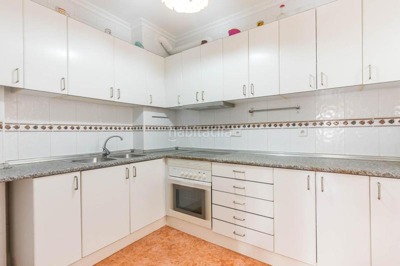 Foto 879f6f18-f2ef-4ca2-ad83-f3054de5cad1. Appartamento in calle jose fontes 20 in Centro Alcázares (Los)