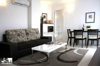 Rent Apartment in Carrer de blas fernández lirola 43. Apartamento alq temporal, con terraza, equipado, junto centro co