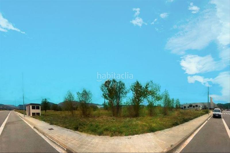 Foto 580aa753-685b-4d22-b957-7a0a88b5bfc8. Solar industrial a camí la flora-fou 13 a Olesa de Montserrat