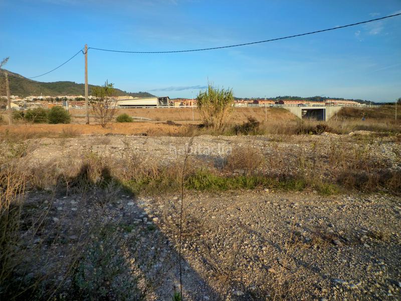 Foto c91746c4-3109-4faa-a32c-db7dfd37c750. Solar industrial a camí la flora-fou 13 a Olesa de Montserrat