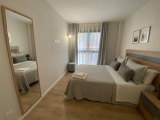 Location Appartement à Carrer del general prim 76. Apartamento, estancia temporal, 1 hb 2 baños, nuevo a estrenar t