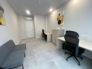 Ufficio in Carrer del General Prim 78