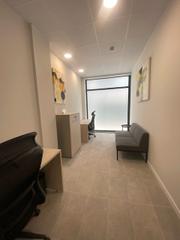 Location Bureau à Carrer del general prim 78. Alquiler de oficina zona plaza europa, l´h 08092