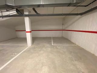 Lloguer Aparcament cotxe a Carrer del general prim 76. Alquiler parking  vehículo eléctrico,  general prim-aprestadora