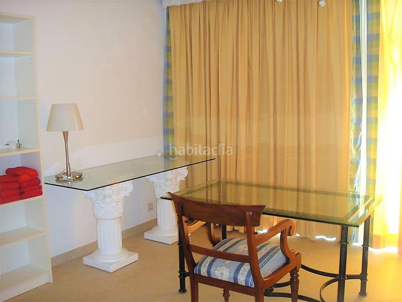 Foto d75a3e6f-2b70-488d-8015-7ec382ef1d52. Casa adosada en belgravia club 161 impresionante casa adosada frontal al mar, . en Estepona