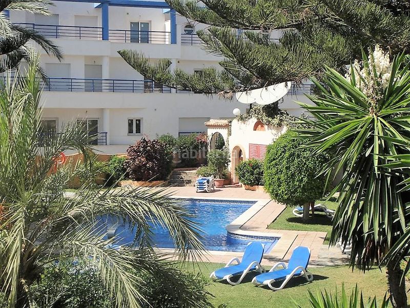 Foto e29bab45-907a-4a74-8577-3dc43fe3dfa4. Casa adosada en belgravia club 161 impresionante casa adosada frontal al mar, . en Estepona