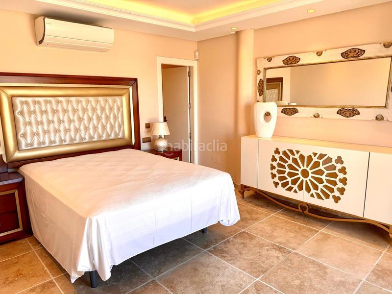 Foto 04e74ecd-befa-454d-adcb-c1a775c0b540. Casa amb calefacció aparcament piscina a Los Llanos Estepona