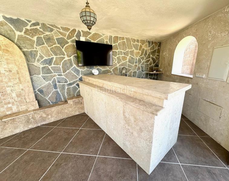 Foto 45e1d2cf-104d-4e3d-8766-d7ff823b40b6. Casa amb calefacció aparcament piscina a Los Llanos Estepona