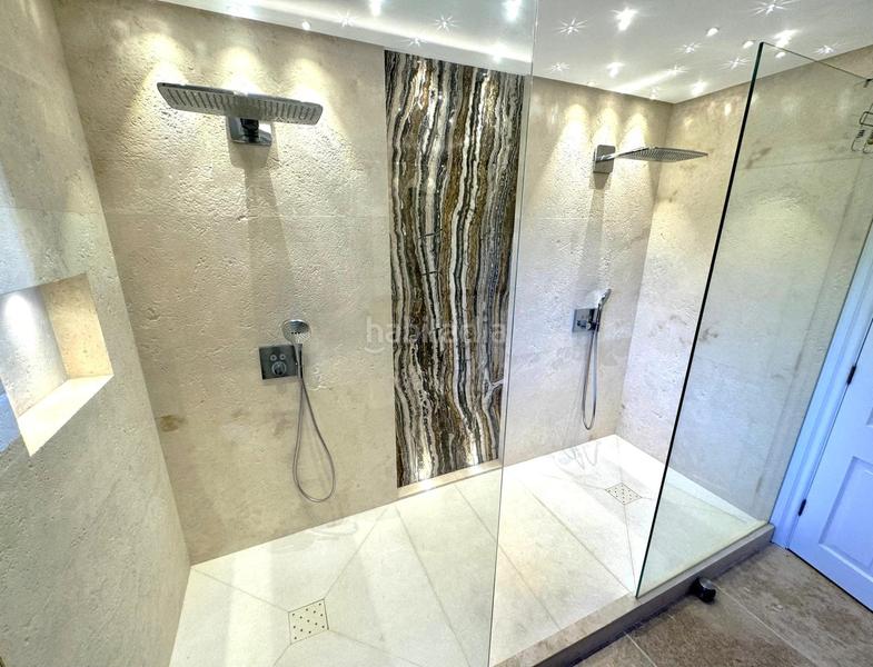 Foto 48284345-47f0-48d2-a78d-466bb0760158. Casa amb calefacció aparcament piscina a Los Llanos Estepona