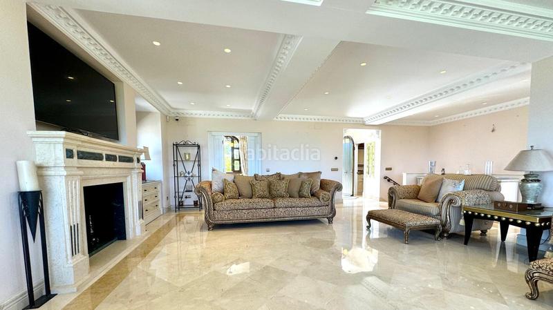 Foto bdafa64d-1659-435a-bf87-809c9f802910. Casa amb calefacció aparcament piscina a Los Llanos Estepona